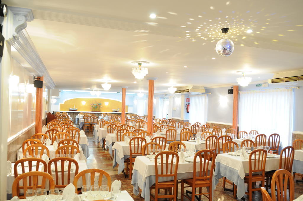 Hostal Can Marines Sant Carles De La Rapita Exterior photo